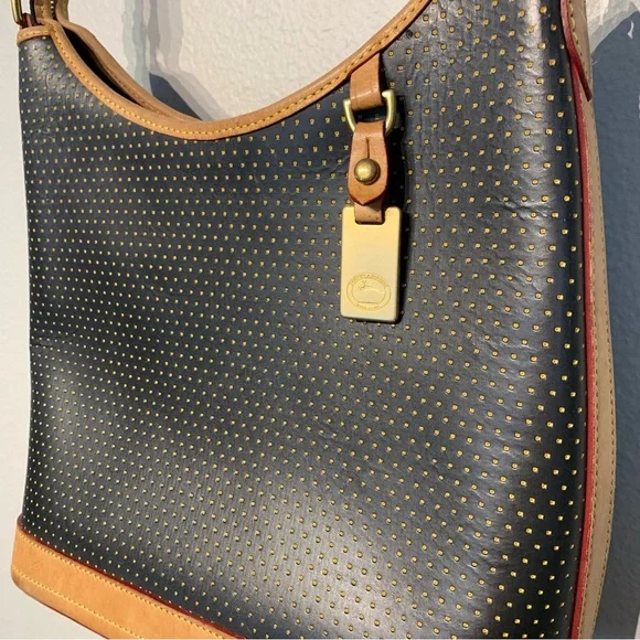 DOONEY & BOURKE | Vintage Shoulder Bag - Picture 13 of 17